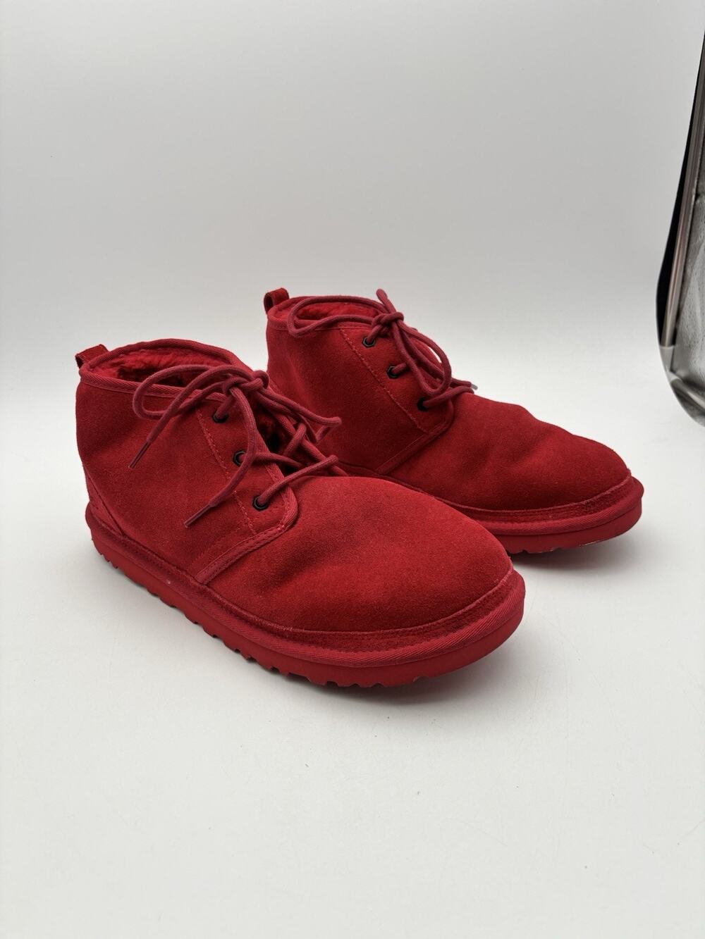 New UGG Men's Neumel Chukka Boot Authentic - Samba Red - Style 3236 size 12 VG